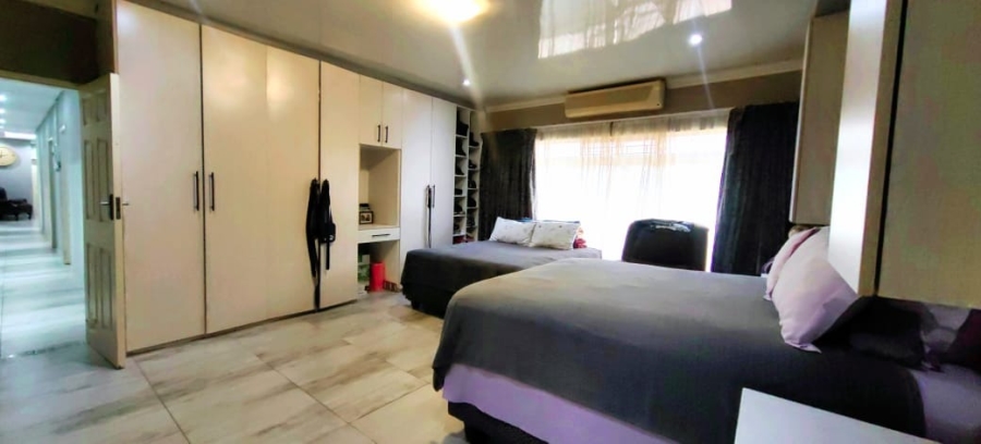 4 Bedroom Property for Sale in Potchefstroom North West